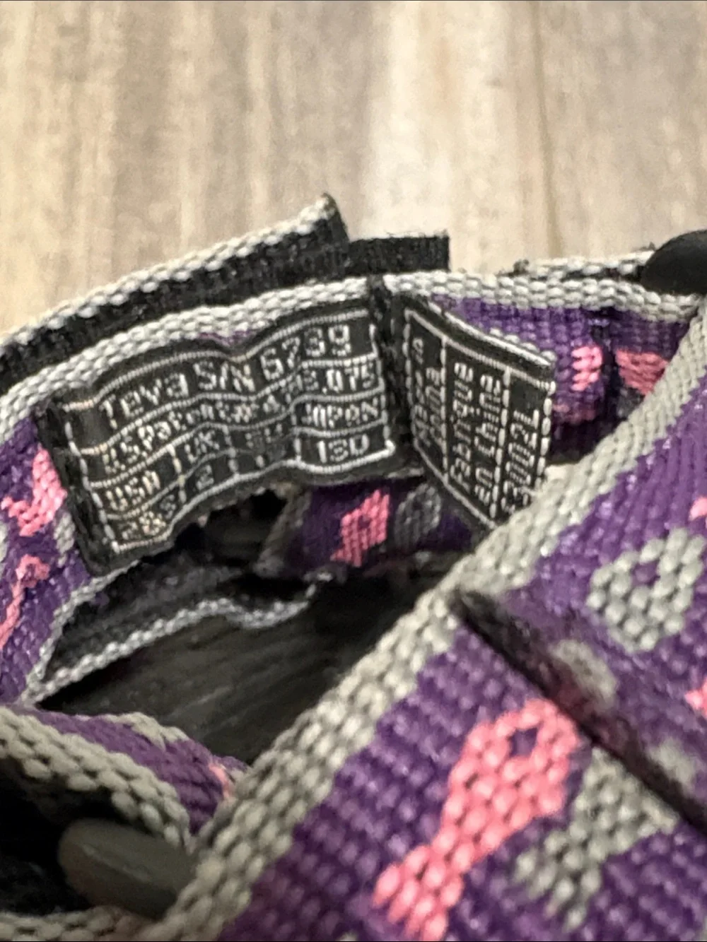 Teva sandals purple fish print size 2/3 infant
